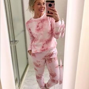 Pink white tie dye sweats with pockets